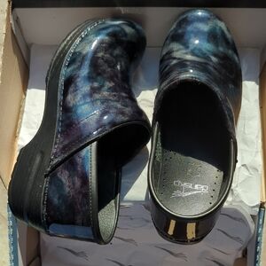 Womens Dansko Navy and Black Patterned Clogs size 38